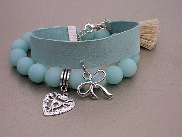 BLUE AND VANILIA 4