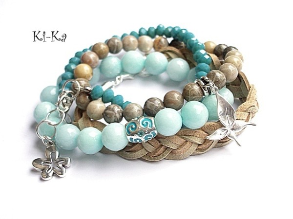Beige and blue set