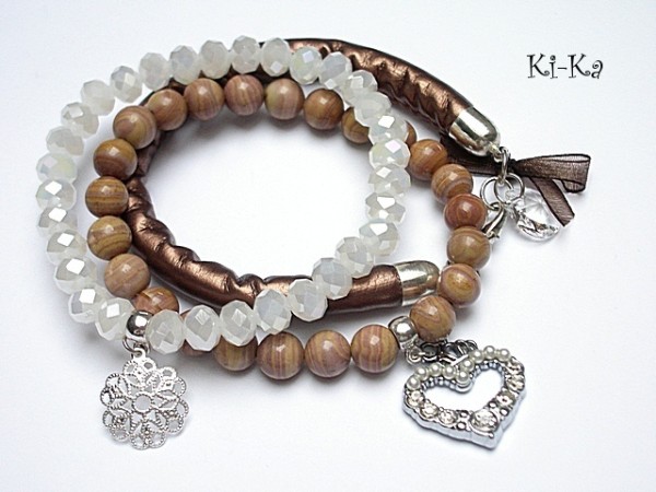 Brown and white set