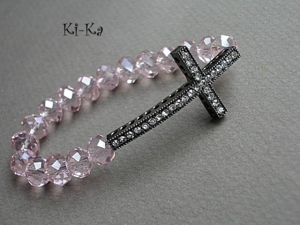 CRUCIFIX PINK