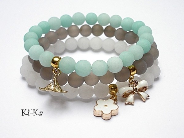 Powder colours-set