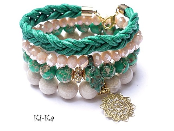 Mint and ecru set