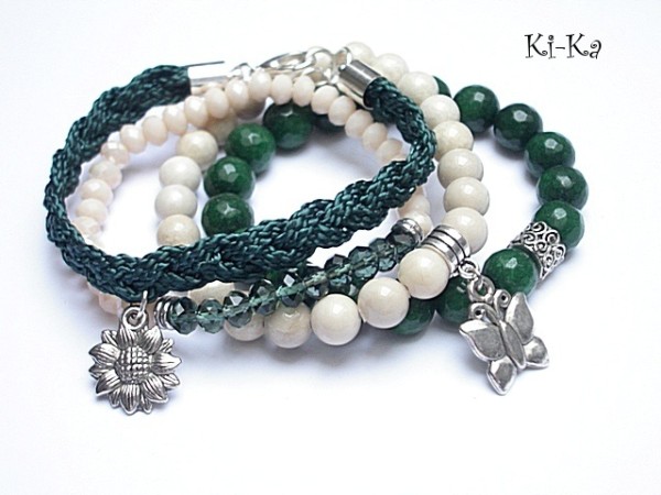 Emerald and ecru set