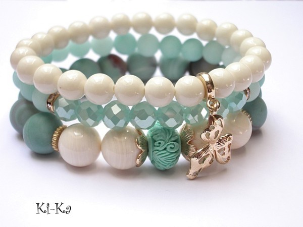Blue and creme - set