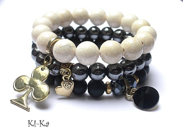 Ecru and black - set