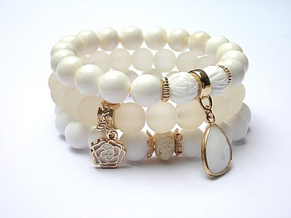 Cream  /09-2014/-  set