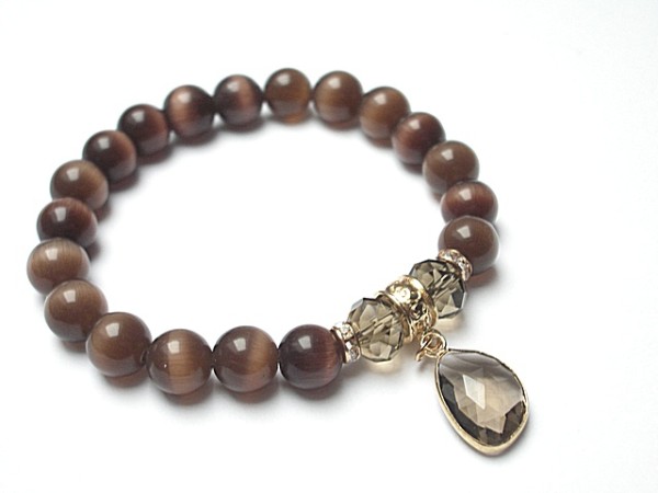 HAZELNUT VOL. 6 /11-2014/