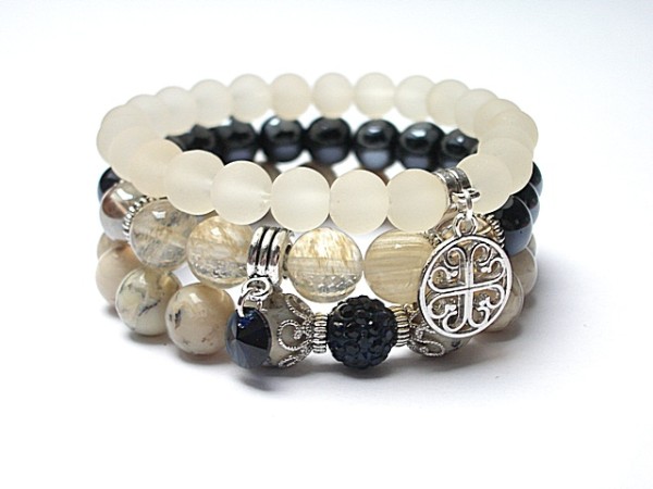 IVORY AND NAVY BLUE /11-2014/ SET