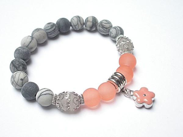 PEACH AND GREY VOL. 3 /01-2015/