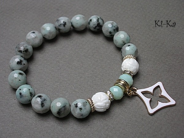 MINT AND WHITE /29.01.15/