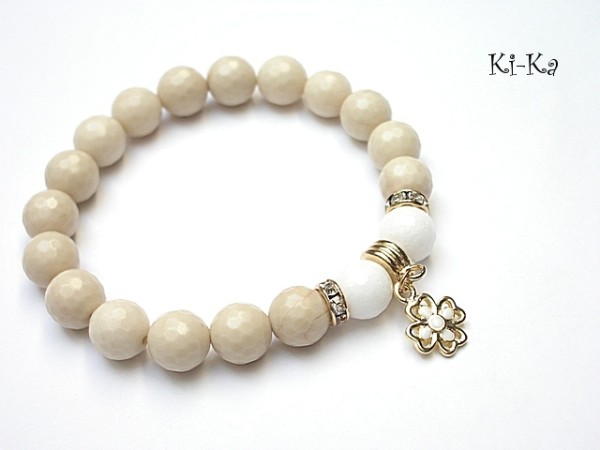 CREAM CLOVER /01.04.15/