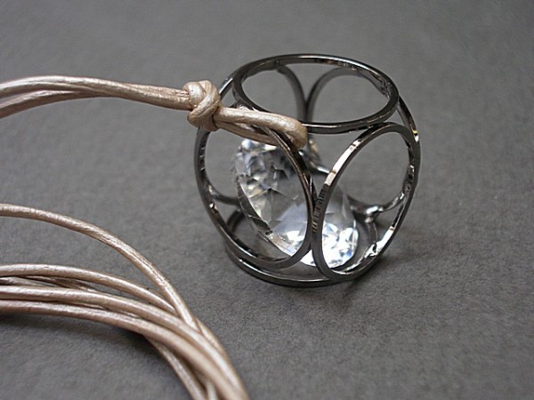 Diamond - Beige oxy /08.04.15/ - naszyjnik