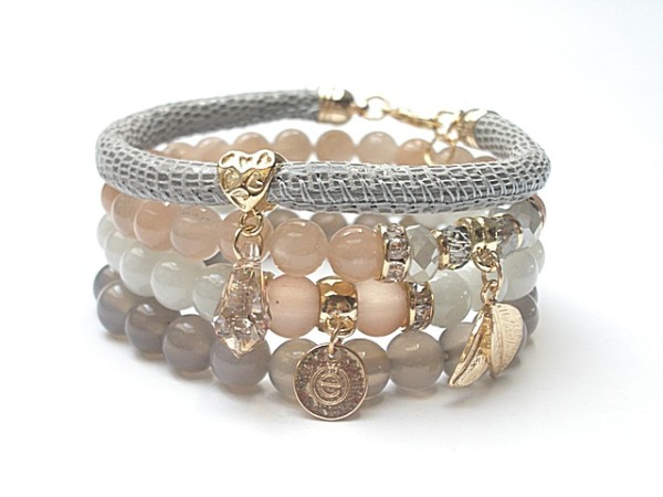 GREY AND PEACH VOL. 6