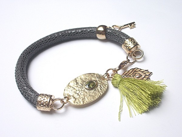 Strap - z chwostem olivine /15-03-2016/