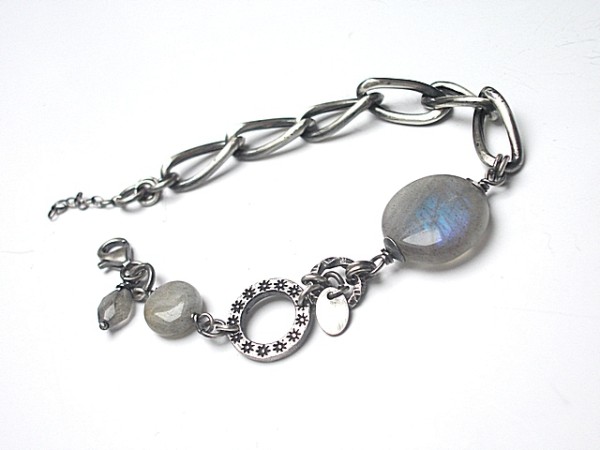 Labradorytowa pastylka  - bransoletka