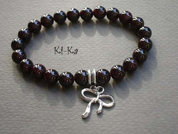 SZLACHETNE GRANATY - BRANSOLETKA