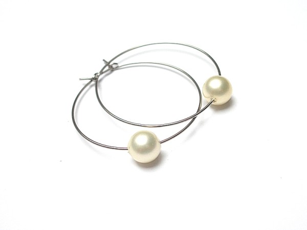 Alloys Collection /one pearl/ light yellow