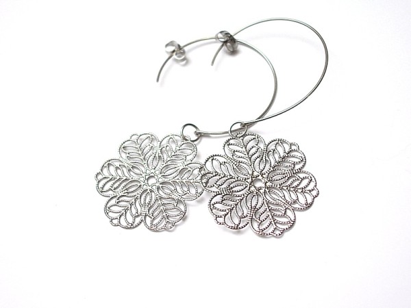 Alloys Collection /silver rosette/ - kolczyki