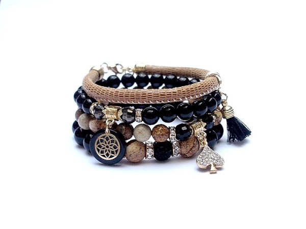 Black and sand /23.12.20/ - set