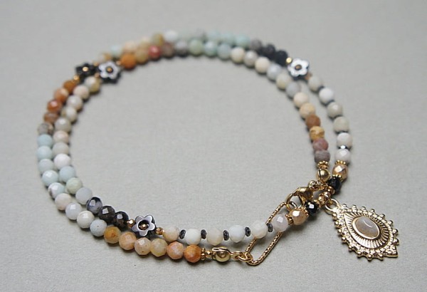 Amazonity /choker/ vol. 5 - Szlachetna kolekcja