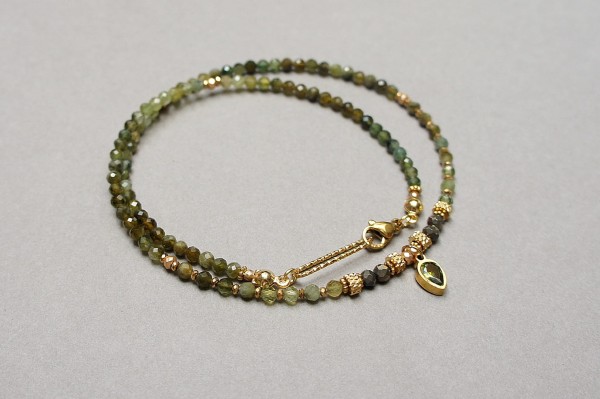 Turmaliny zielone /choker/ vol. 46 /21.11.25/ - Szlachetna kolekcja